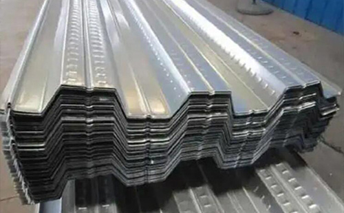 庆城楼承板选型与施工技术全解析